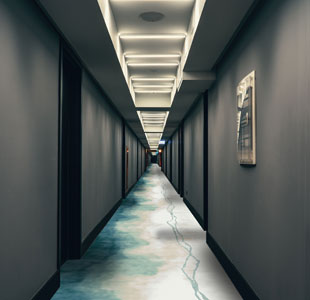 синий вырезать ковер в современном коридоре 242x286