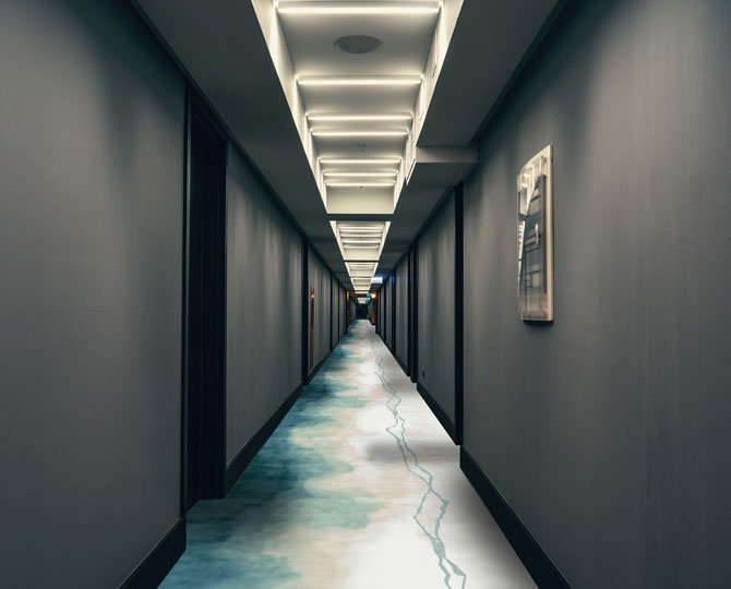 синий вырезать ковер в современном коридоре 242x286